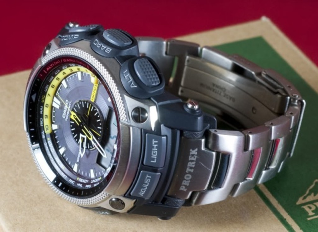 Часы Casio PRO TREK PRW-5000T-7ER